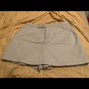 Tan Dockets Skort size 10with functional front pockets